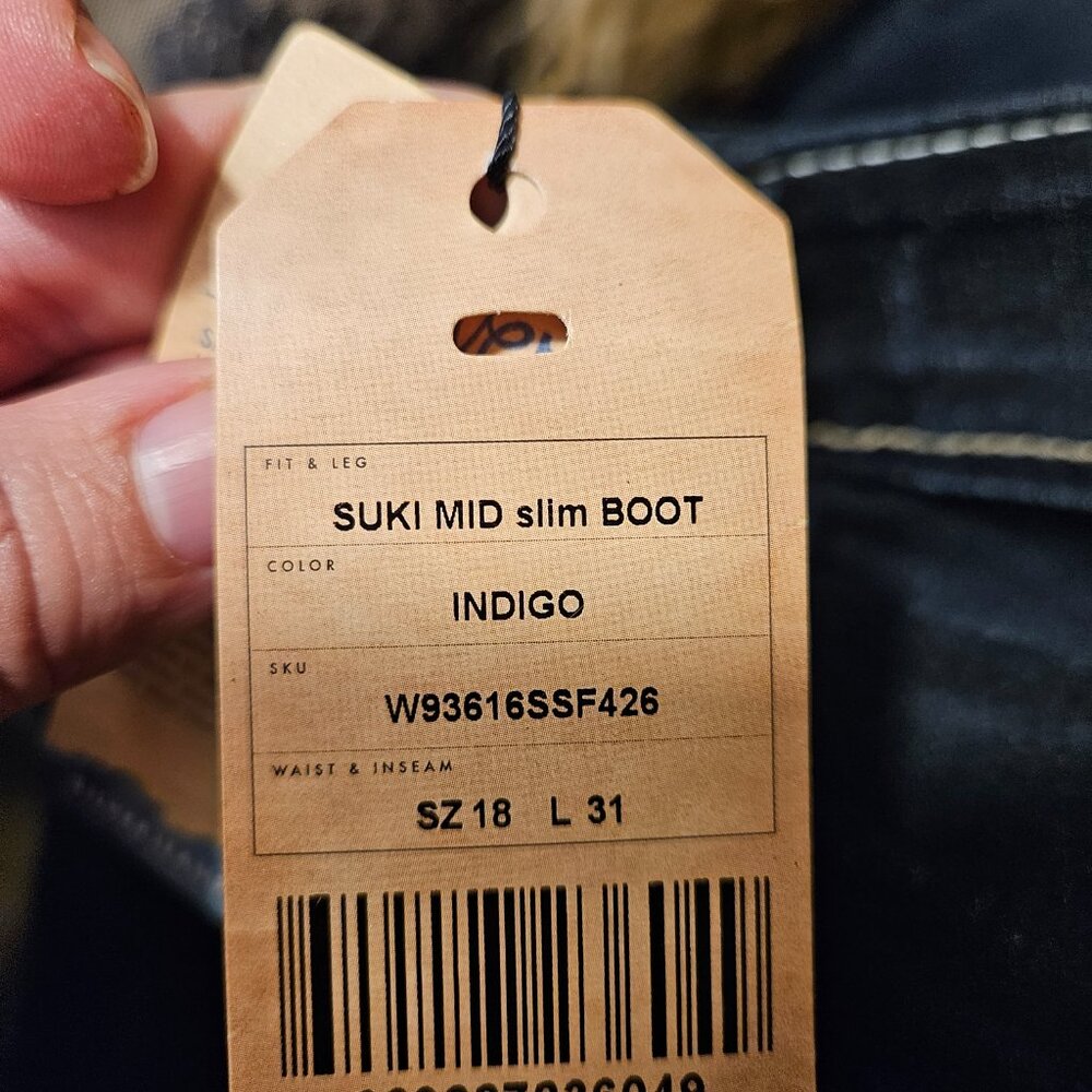 Silver Jeans - Picture 4 of 4